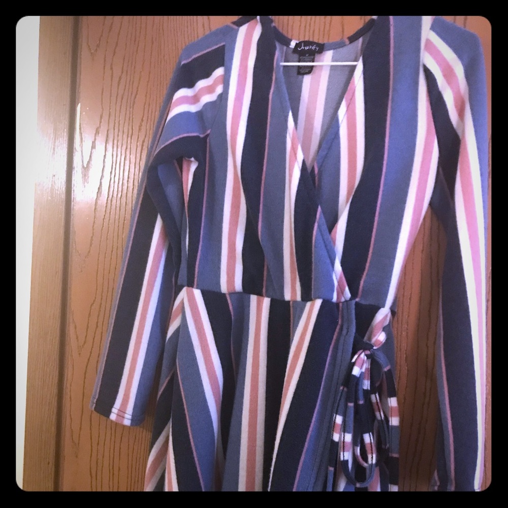 Justify dress!